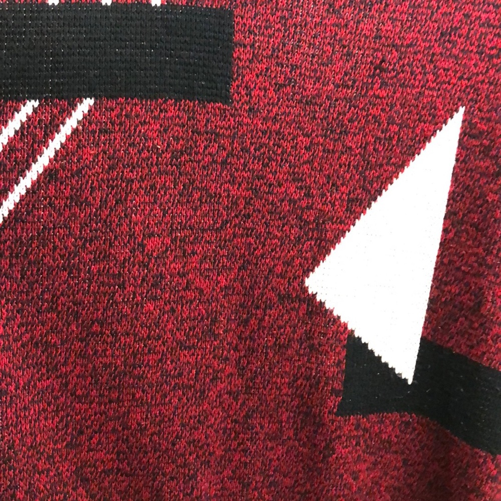 Sweater - Picture 4 of 4